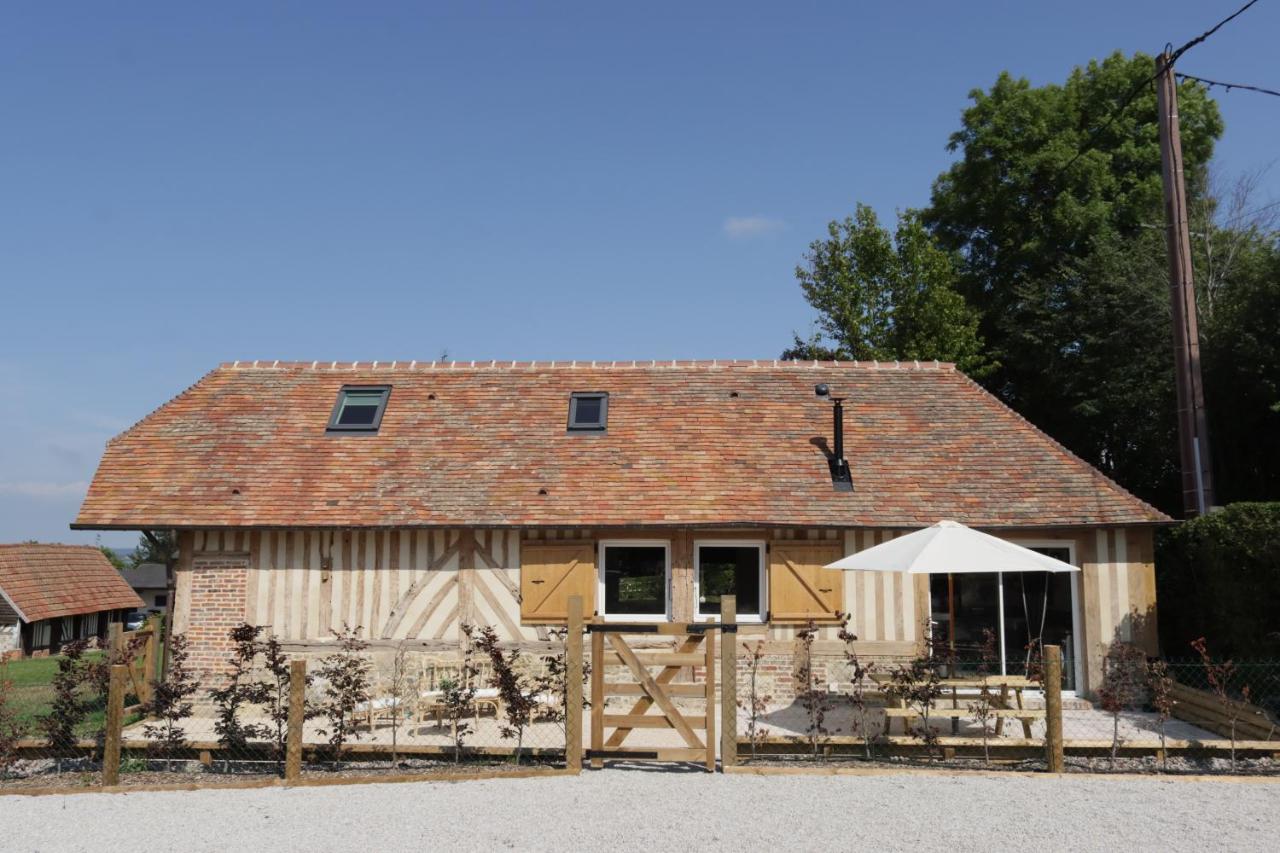 Les Maisons De Charlotte Glanville Exterior photo